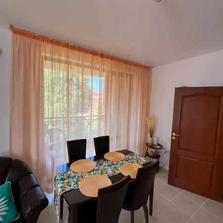 Apartment 2 Bedroom At Kasandra *
