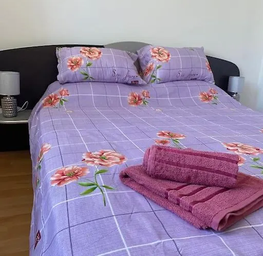 Appartement 2 Bedroom At Kasandra