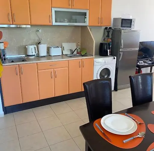 Appartement 2 Bedroom At Kasandra *